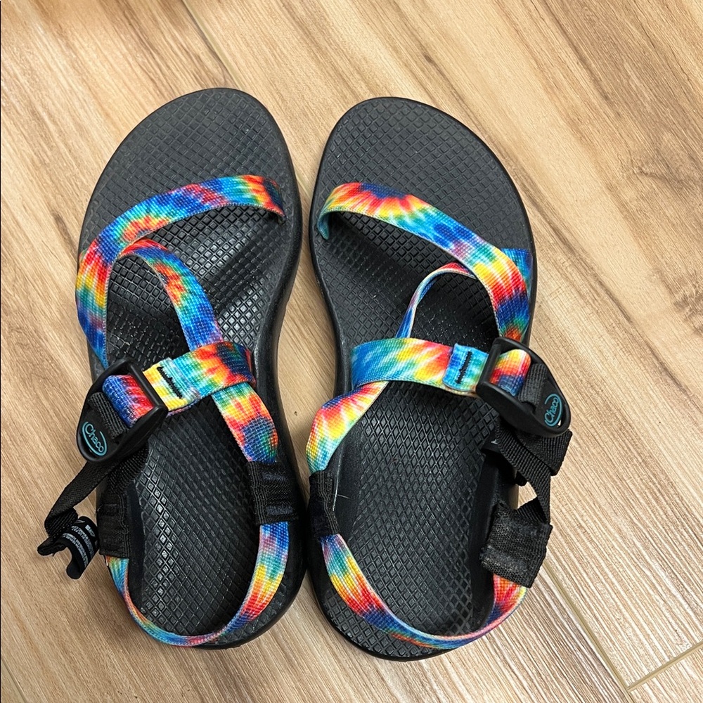 Women’s Chaco Size 7